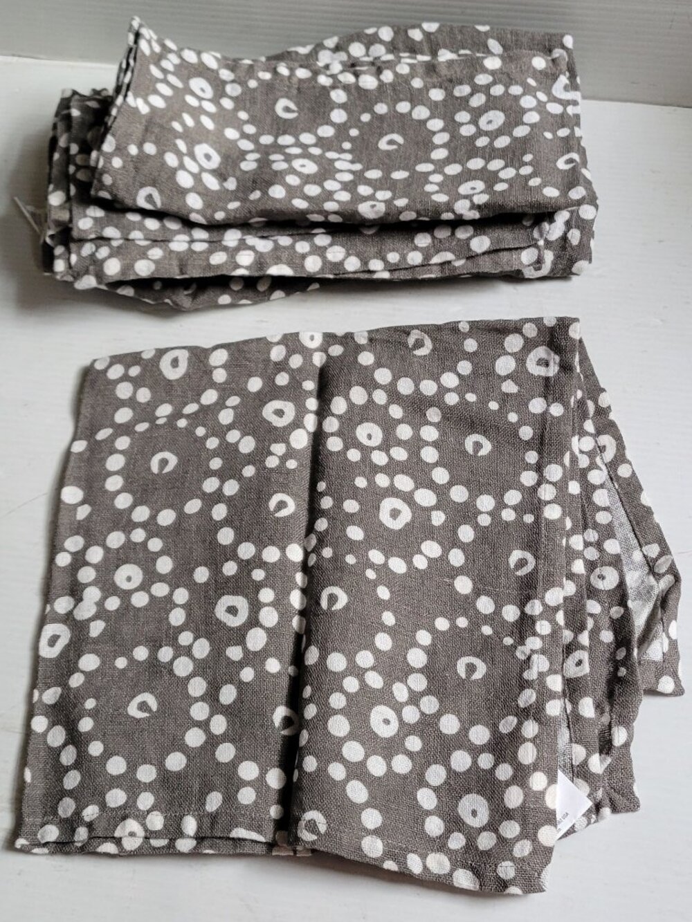 Set 6x Crate & Barrel 100% Linen Napkins, Gray w/ White Dots Large  22” Square
